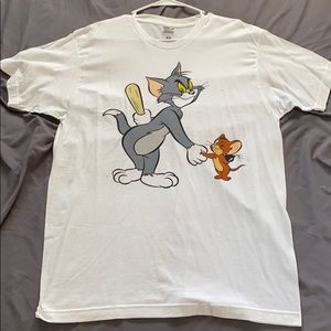 Tom and Jerry t-shirt large